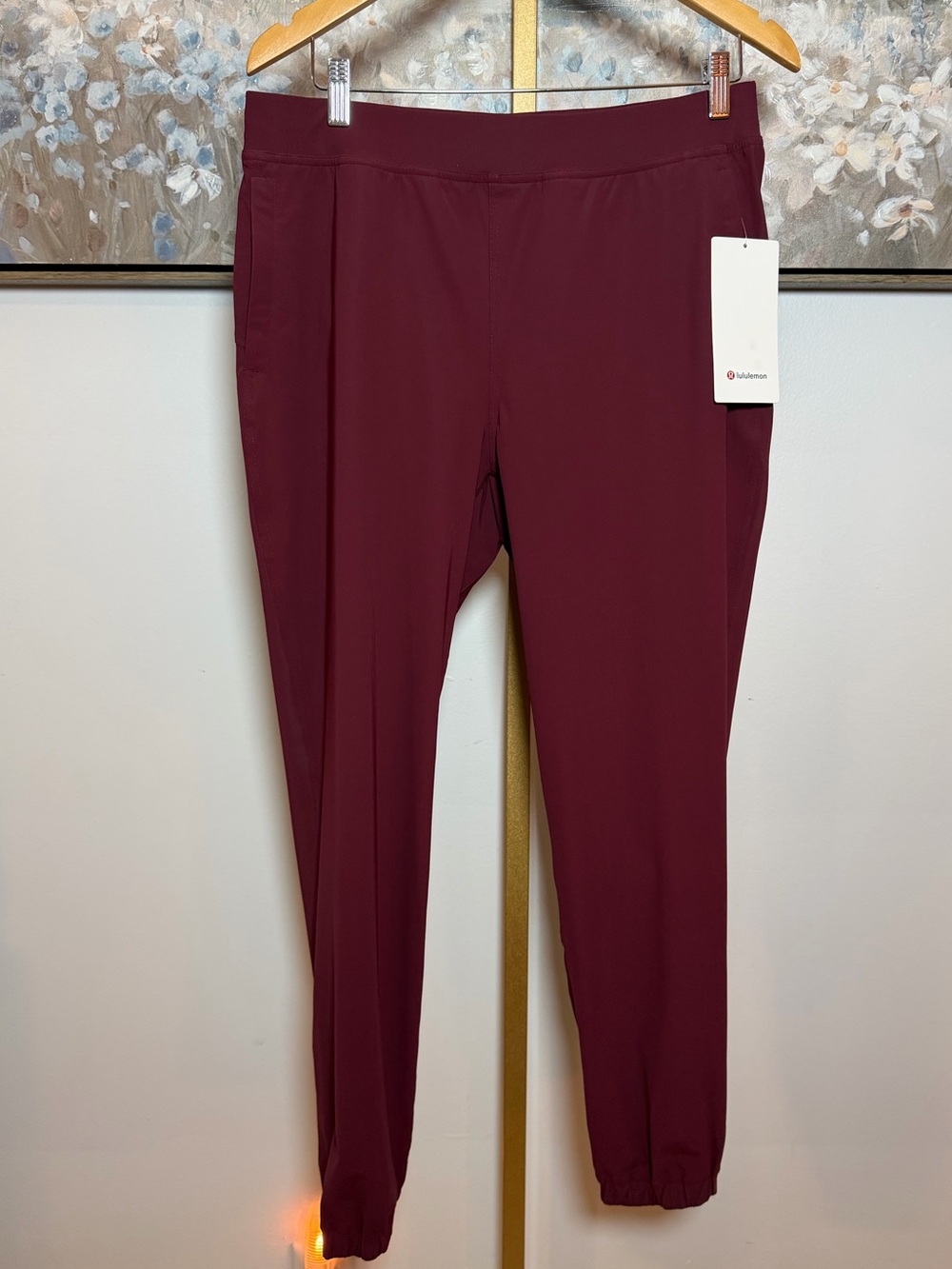 Lululemon Adapted State High Rise Jogger Regular in Burgundy Bay Size 10 NWT
